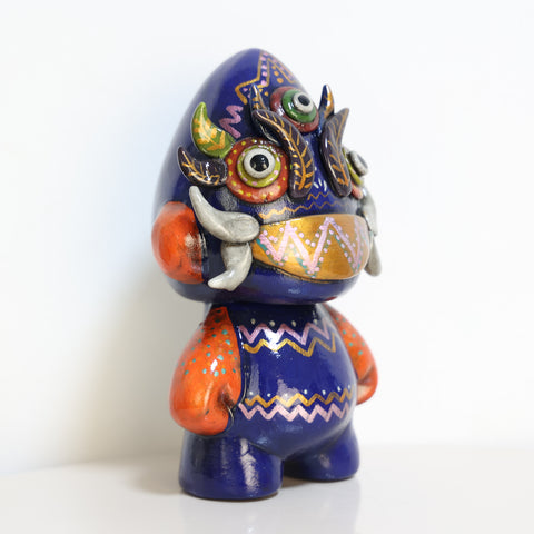 👁️ Ícaro Decorativo “Vigilante Estelar” – Figura de Cerámica Pintada a Mano (15 cm)
