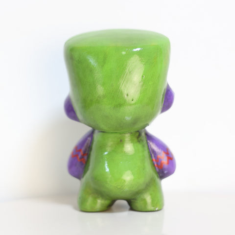 🏺 Figura Artesanal de Cuchimilco Cerámico – Edición Decorativa en Verde y Lila
