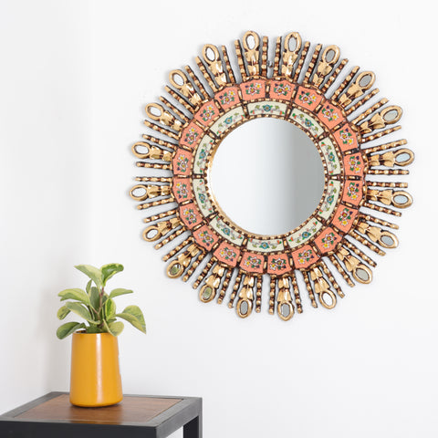 Adorna tu espacio con nuestros espejos de 50 cm estilo cuzqueño, reflejo de la artesanía peruana y símbolo de tradición y elegancia - Espejos Peruanos - Espejos Peruanos - Echo a Mano - Madera Tallada - Espejo Decorativo - Espejo Artesanal