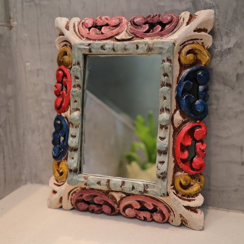Adorna tu espacio con nuestros espejos de estilo wash, reflejo de la artesanía peruana y símbolo de tradición y elegancia - Espejos Peruanos - Espejos Peruanos - Echo a Mano - Madera Tallada - Espejo Decorativo - Espejo Artesanal