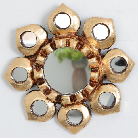 Adorna tu espacio con nuestros espejos de 20 cm estilo cuzqueño, reflejo de la artesanía peruana y símbolo de tradición y elegancia - Espejos Peruanos - Espejos Peruanos - Echo a Mano - Madera Tallada - Espejo Decorativo - Espejo Artesanal