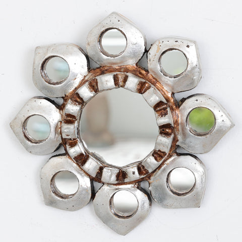 Embellece tu espacio con nuestros espejos de 15 cm estilo cuzqueño, reflejo de la artesanía peruana y símbolo de tradición y elegancia - Espejos Peruanos - Peruvian Mirrors - Echo a Mano - Madera Tallada - Espejo Decorativo - Espejo Artesanal