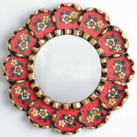 Adorna tu espacio con nuestros espejos de 20 cm estilo cuzqueño y cajamarquino, reflejo de la artesanía peruana y símbolo de tradición y elegancia - Espejos Peruanos - Espejos Peruanos - Echo a Mano - Madera Tallada - Espejo Decorativo - Espejo Artesanal