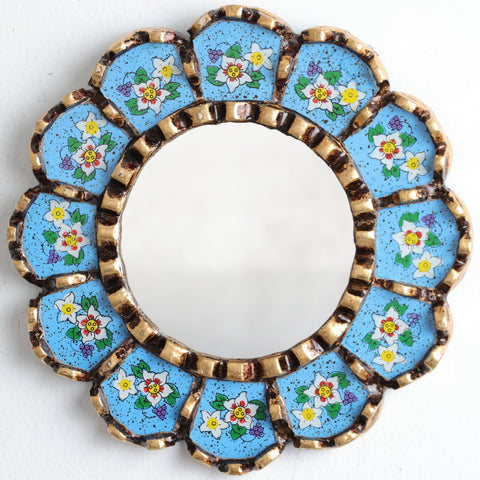 Adorna tu espacio con nuestros espejos de 20 cm estilo cuzqueño y cajamarquino, reflejo de la artesanía peruana y símbolo de tradición y elegancia - Espejos Peruanos - Espejos Peruanos - Echo a Mano - Madera Tallada - Espejo Decorativo - Espejo Artesanal