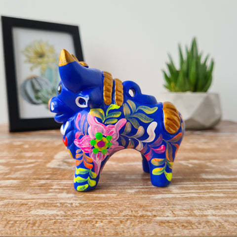 Toro pucara 8cm