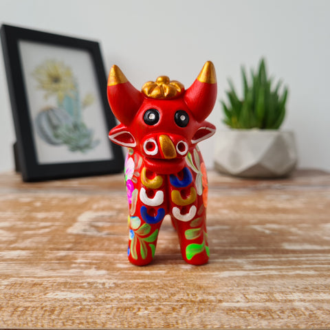 Toro pucara 8cm