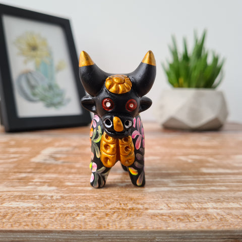 Toro pucara 6.5cm