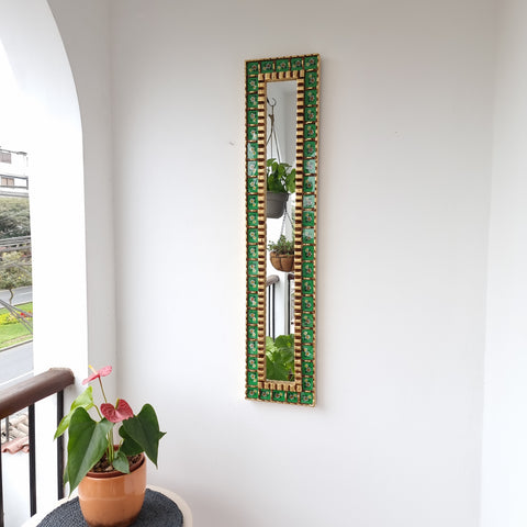 Descubre la belleza auténtica de Perú en nuestros espejos rectangulares artesanales, perfectos para añadir estilo y tradición a tu hogar - Espejos Peruanos - Peruvian Mirrors - Espejos Rectangulares - Espejos Echo a Mano - Espejos Cuzqueños - Madera