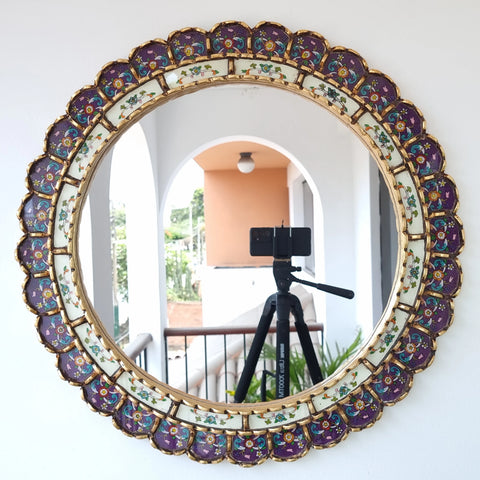 Embellece tu espacio con nuestros espejos de 60 cm estilo cuzqueño y cajamarquino, reflejo de la artesanía peruana y símbolo de tradición y elegancia - Espejos Peruanos - Peruvian Mirrors - Echo a Mano - Madera Tallada - Espejo Decorativo - Artesanal