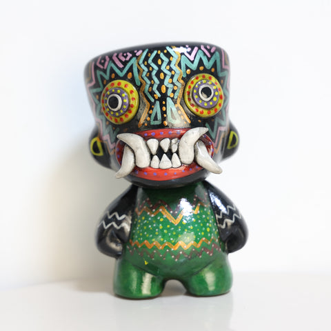 🧿 Ícaro Cuchimilco Decorativo – Cerámica Pintada a Mano (15 cm)