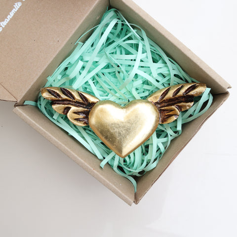 💛 Corazón Alado Mini – Decoración Artesanal Vintage 🕊️