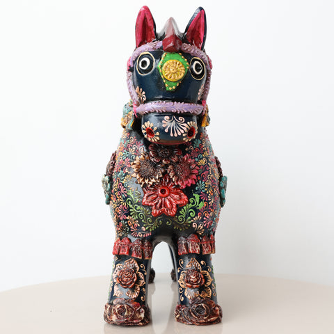 🐎 Caballo de Pucará Premium Negro Brillante 28 cm – Cerámica Artesanal Peruana Decorativa de Lujo