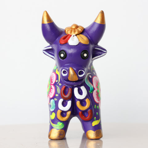 Toro de Pucará 13 cm – Cerámica Artesanal Peruana Decorativa Hecha a Mano