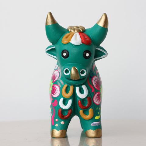Toro de Pucará 13 cm – Cerámica Artesanal Peruana Decorativa Hecha a Mano