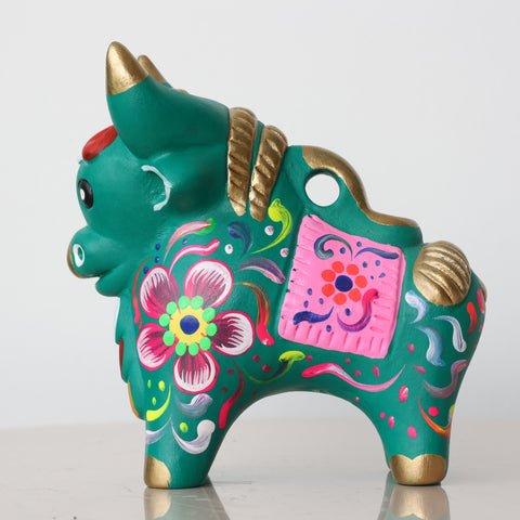 Toro de Pucará 13 cm – Cerámica Artesanal Peruana Decorativa Hecha a Mano