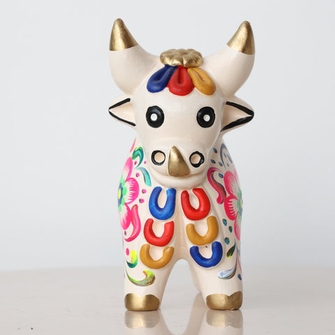 Toro de Pucará 13 cm – Cerámica Artesanal Peruana Decorativa Hecha a Mano