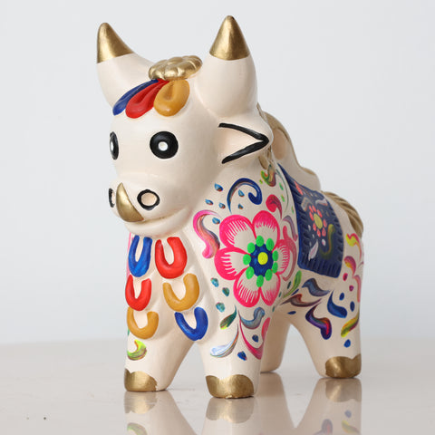Toro de Pucará 13 cm – Cerámica Artesanal Peruana Decorativa Hecha a Mano