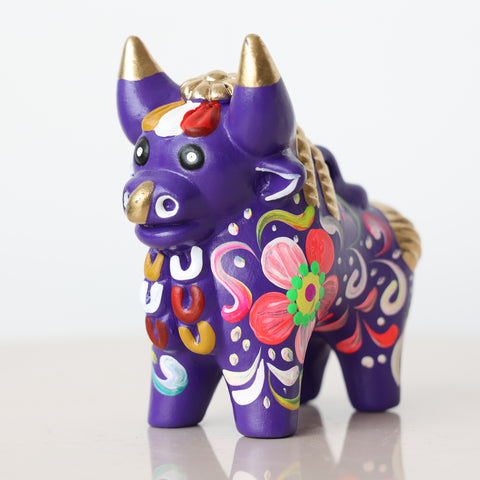 Toro de Pucará 10 cm – Cerámica Artesanal Peruana Decorativa Pintada a Mano