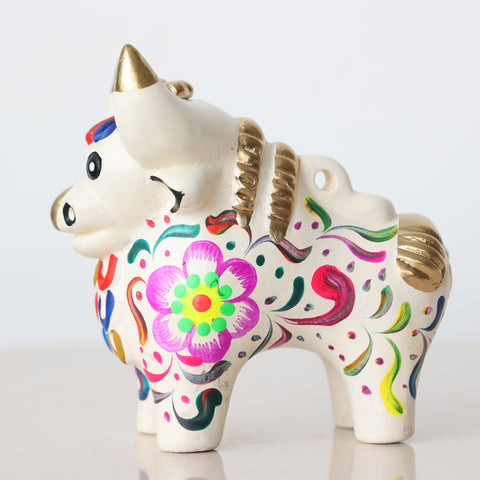 Toro de Pucará 10 cm – Cerámica Artesanal Peruana Decorativa Pintada a Mano