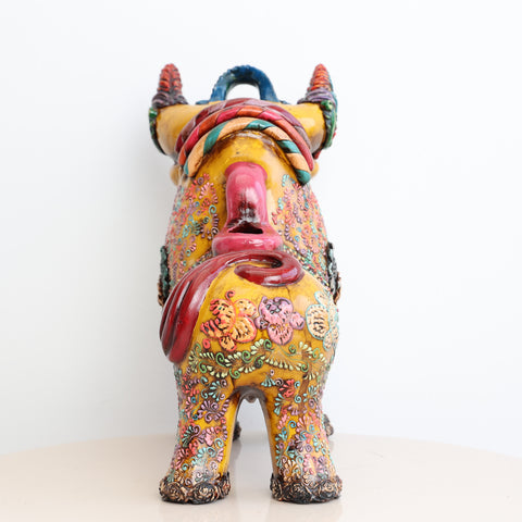 🐂 Toro de Pucará Premium Mostaza Dorado 31 cm – Cerámica Artesanal Peruana Decorativa de Lujo