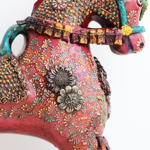 🐎 Caballo de Pucará Premium Fucsia  28 cm – Cerámica Artesanal Peruana Decorativa de Lujo