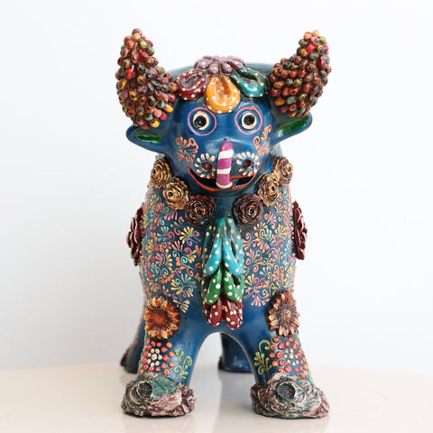 🐂 Toro de Pucará Premium Azul con Cuernos Texturizados 20 cm – Cerámica Artesanal Peruana Decorativa de Lujo