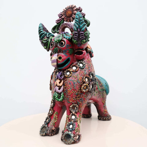 🐂 Toro de Pucará Premium Fucsia 37 cm – Cerámica Artesanal Peruana Decorativa de Lujo