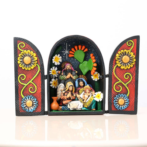 🌟✨ **Retablo Andino Capilla “Nacimiento” de 14 × 22 cm** ✨
