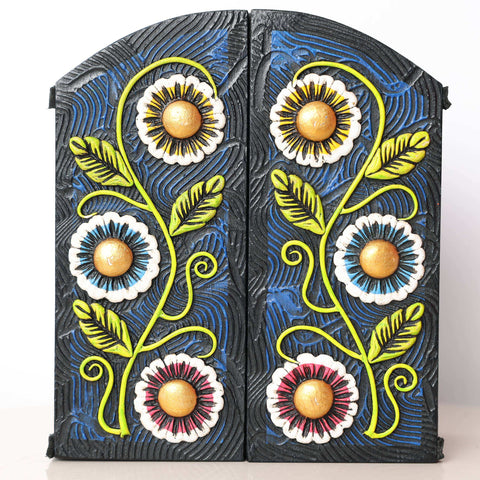 🎨✨ Retablo Andino Taller de Instrumentos Musicales ✨