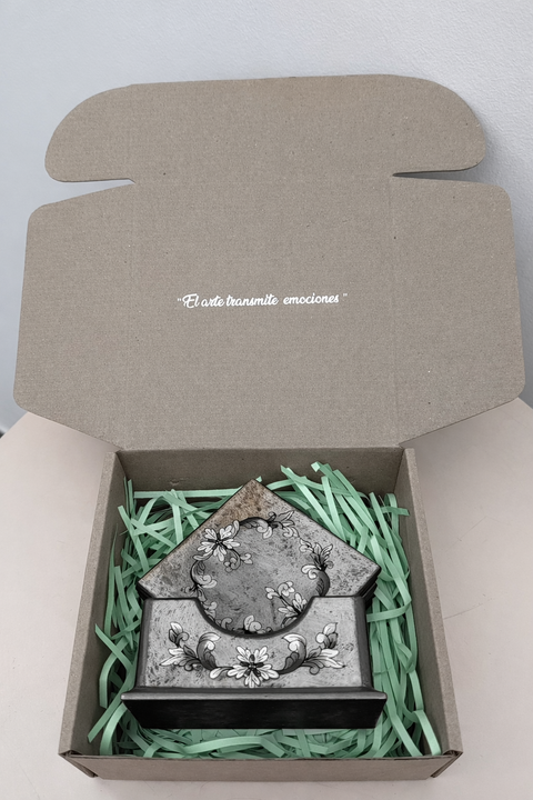 ✨🍷 Posavaso Decorativo – Rojo ✨🍷