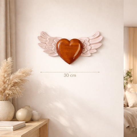 ✨ Alas Lovely Rosadas con Corazón de Madera 30 cm – Madera Tallada
