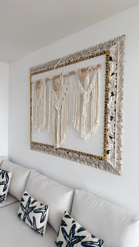 ✨🧶 Gran Tapiz de Macramé Boho con Marco Wash Dorado 🧶✨