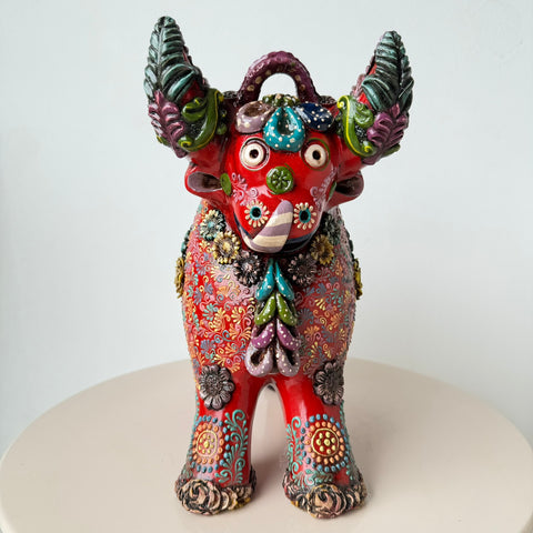 🐂✨ Toro de Pucará Premium Brocateado 31cm  ✨
