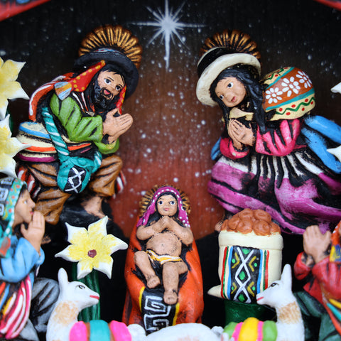 🌟 Retablo Nacimiento Andino – Arte Popular Hecho a Mano
