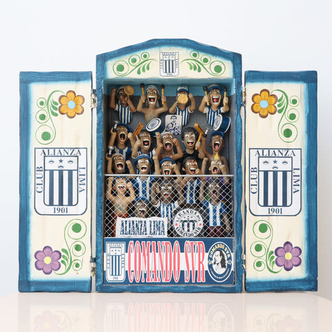 ⚽ Retablo Hinchada Alianza Lima – Arte Popular Peruano Hecho a Mano 🎨