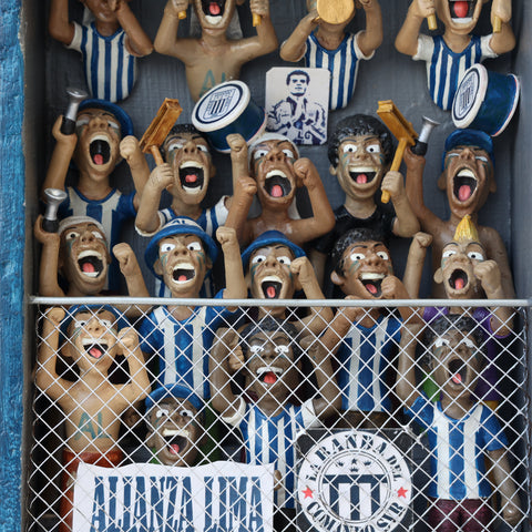 ⚽ Retablo Hinchada Alianza Lima – Arte Popular Peruano Hecho a Mano 🎨