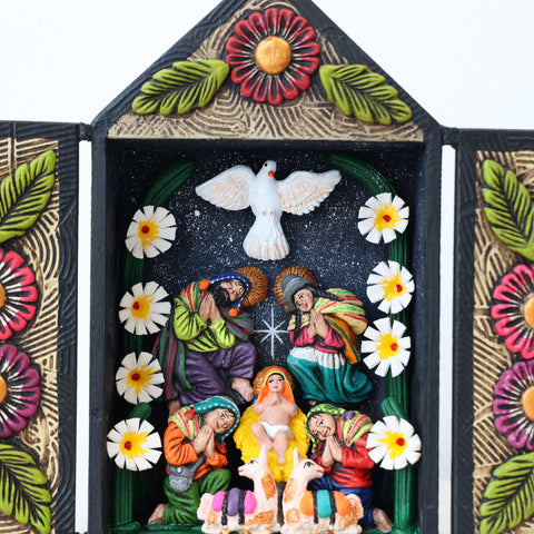 🌟 Retablo Nacimiento Andino – Arte Popular Hecho a Mano 🎨