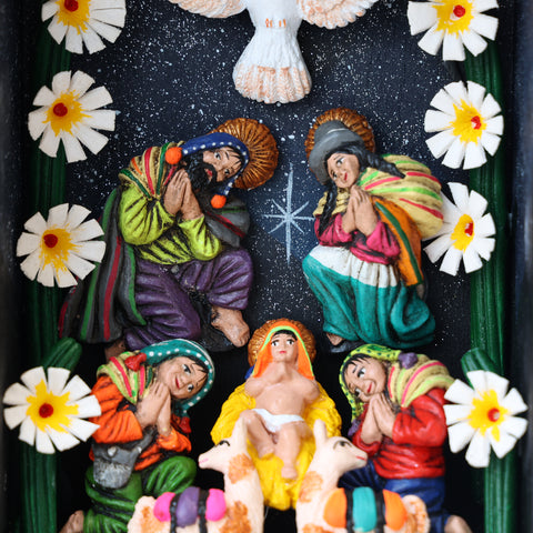 🌟 Retablo Nacimiento Andino – Arte Popular Hecho a Mano 🎨
