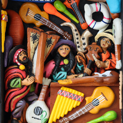 🎶 Retablo Musical Andino – Arte Popular Hecho a Mano 🎨