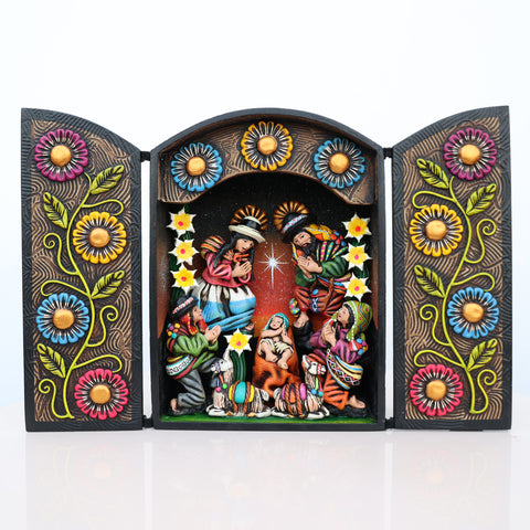 🌟 Retablo Nacimiento Andino – Arte Popular Hecho a Mano 🎨