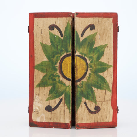 🌟 Retablo Virgen de Guadalupe – Arte Popular Peruano Hecho a Mano 🎨