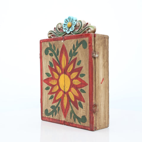 🌟 Retablo de la Virgen con Niño – Arte Popular Peruano Hecho a Mano