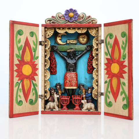 ✨ Retablo del Cristo Negro – Arte Popular Peruano Hecho a Mano