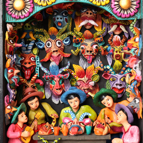 🎭✨ Retablo Andino Maestros Mascareros de 29 × 39 cm ✨