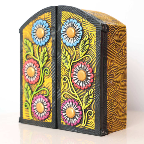 🎨✨ Retablo Andino Fiesta de Máscaras ✨