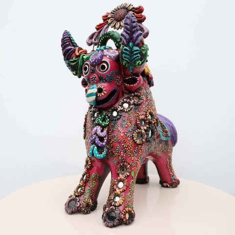 🐂 Toro de Pucará Premium Fucsia 37 cm – Cerámica Artesanal Peruana Decorativa de Lujo