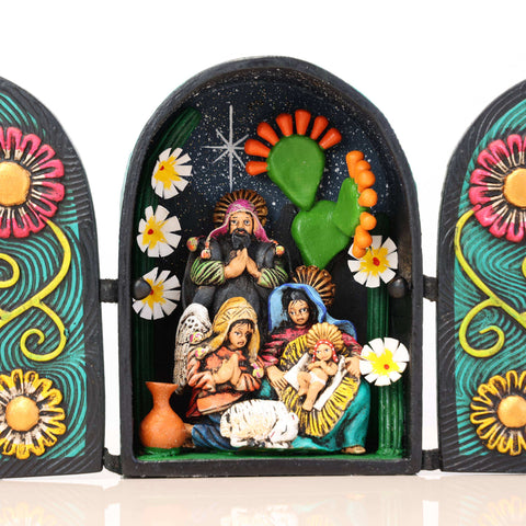 🌟✨ **Retablo Andino Capilla “Nacimiento” de 14 × 22 cm** ✨