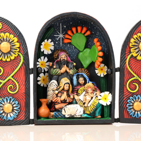 🌟✨ Retablo Andino Capilla “Nacimiento” de 14 × 22 cm ✨