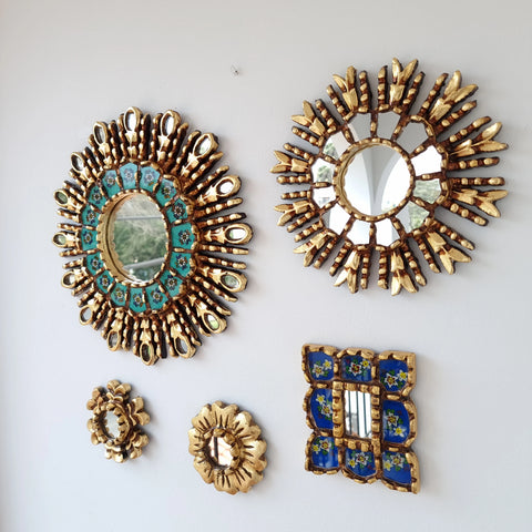 Hermosa composición de espejos decorativos artesanales cuzqueños, ideales para embellecer tu hogar con estilo único. Espejos Artesanales laminados en pan de Oro-Espejos Decorativos-Espejos Peruanos-Espejos Cuzqueños-Peruvian Mirrors-Espejos de Madera