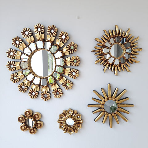 Hermosa composición de espejos decorativos artesanales cuzqueños, ideales para embellecer tu hogar con estilo único. Espejos Artesanales laminados en pan de Oro-Espejos Decorativos-Espejos Peruanos-Espejos Cuzqueños-Peruvian Mirrors-Espejos de Madera